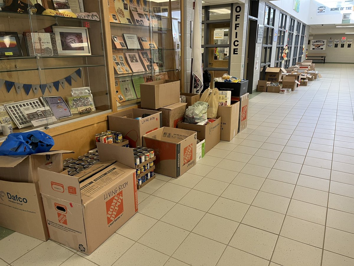 So proud of the Fabulous Fives for their giving spirit this week. Everyone in the class helped in some way.  Some brought in cans, some helped keeps our donations tidy, some helped deliver our donations to the front front foyer, but everyone helped!  <a href="/LambethPS1/">Lambeth P.S.</a> @JenMrsjmann