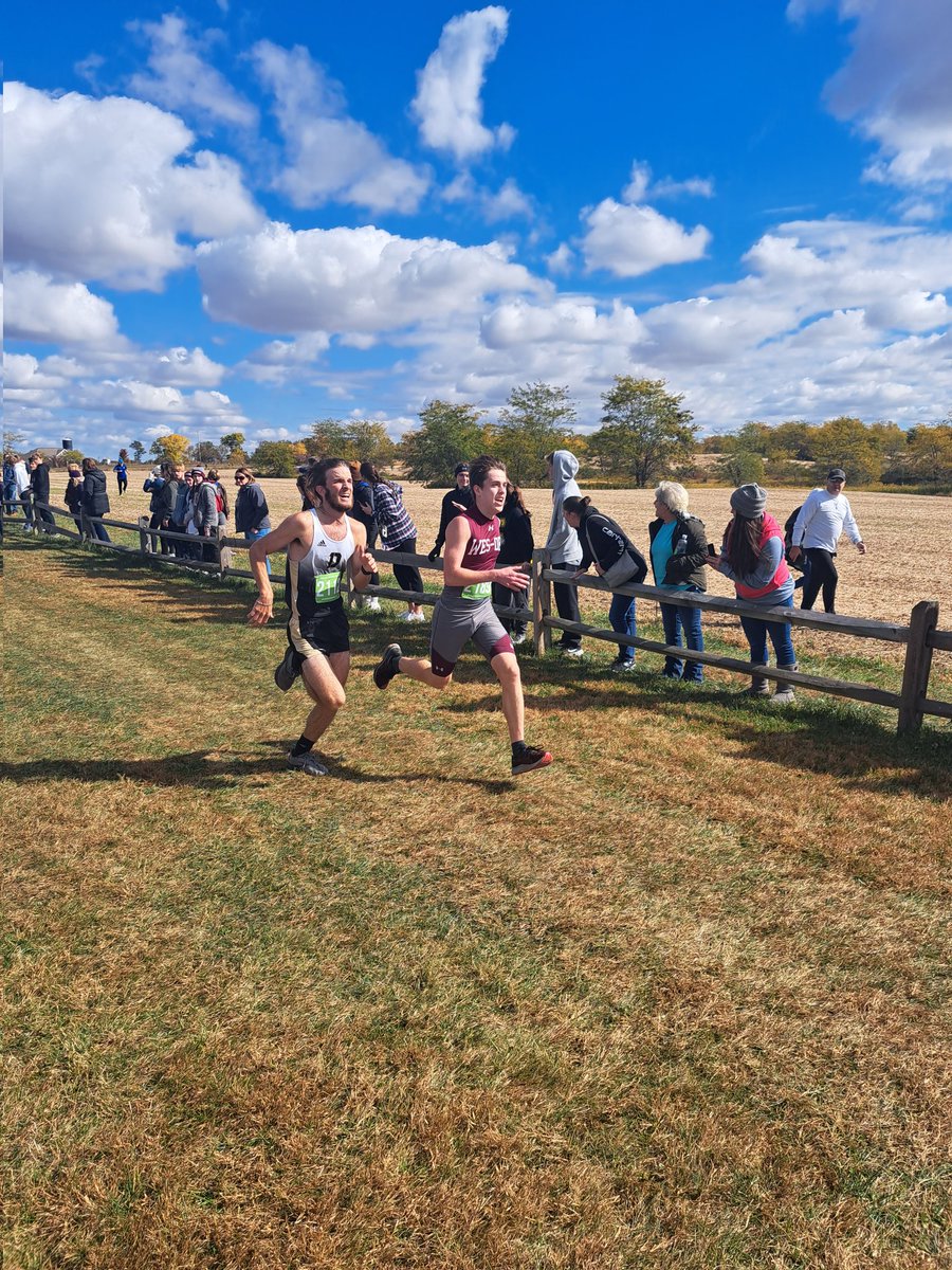 EricDouglas45's tweet photo. PR's across the board for the Daleville boys at today's IHSAA Sectional. Ethan and Noah Colvin advance to next week's regional as individuals. https://t.co/e1iWIWGWXi