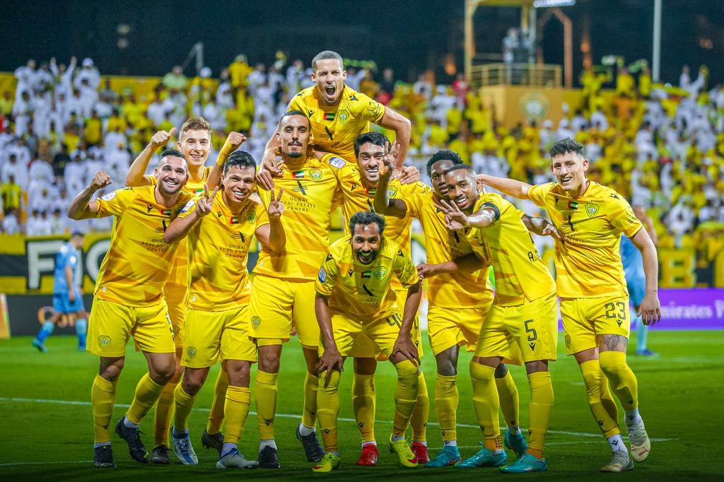 AlWaslSC's tweet photo. #Alwasl Mood 😍💛 https://t.co/L3sh46CjDn