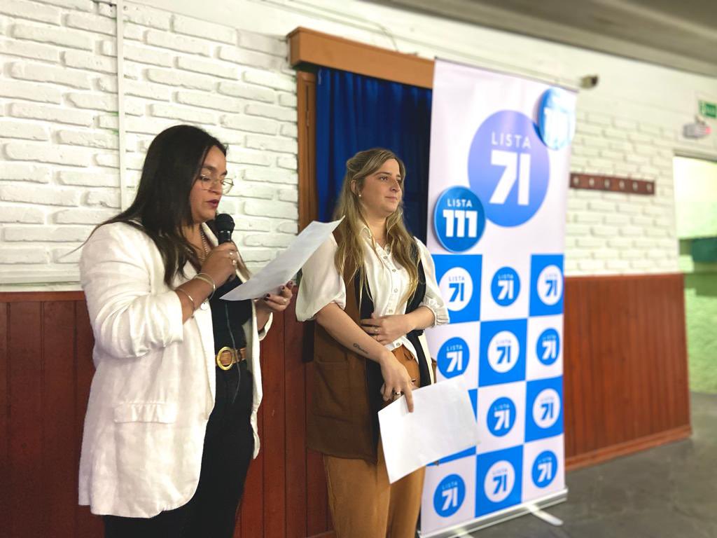 jovenes111's tweet photo. En la noche del jueves realizamos el lanzamiento de nuestra querida lista 111.

Una vez más agradecemos a las autoridades,compañeros de agrupación y del Partido Nacional por acompañarnos! https://t.co/4VJhWvw5ws