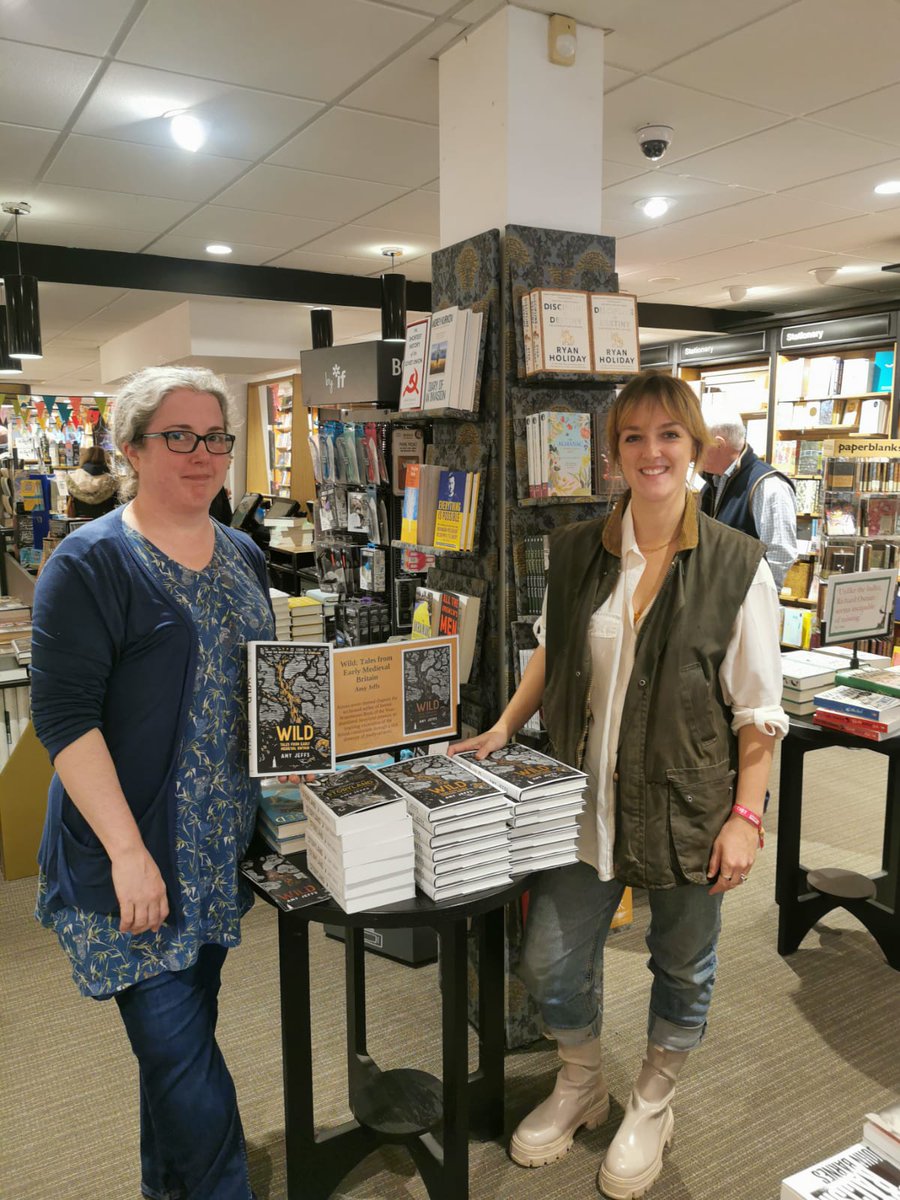 Guess who came in to sign lots of copies of her book today....@amy_historia Happy booksellers 😊 (Caroline was happy, honest she just missed the cheese moment)