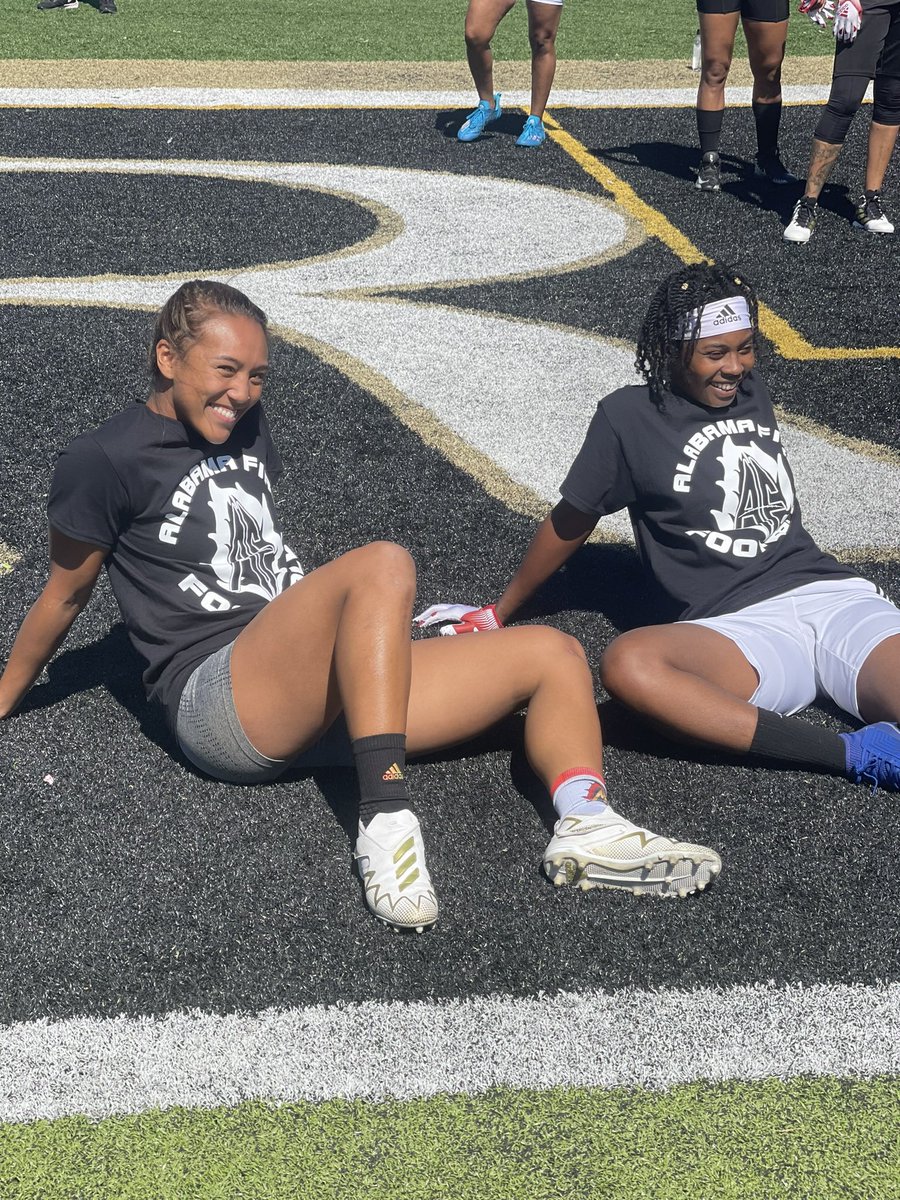 AlabamaFire's tweet photo. Couple of pics from tryouts on 10/1/22 #keepuporgetburnt #ntd #wnfc #birmingham #alabama #womenstacklefootball https://t.co/fqLoxFuwNG