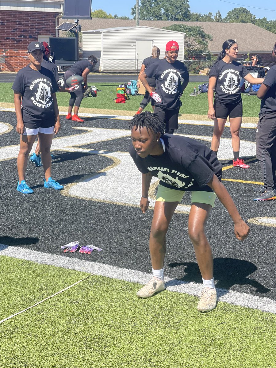 Couple of pics from tryouts on 10/1/22 #keepuporgetburnt #ntd #wnfc #birmingham #alabama #womenstacklefootball