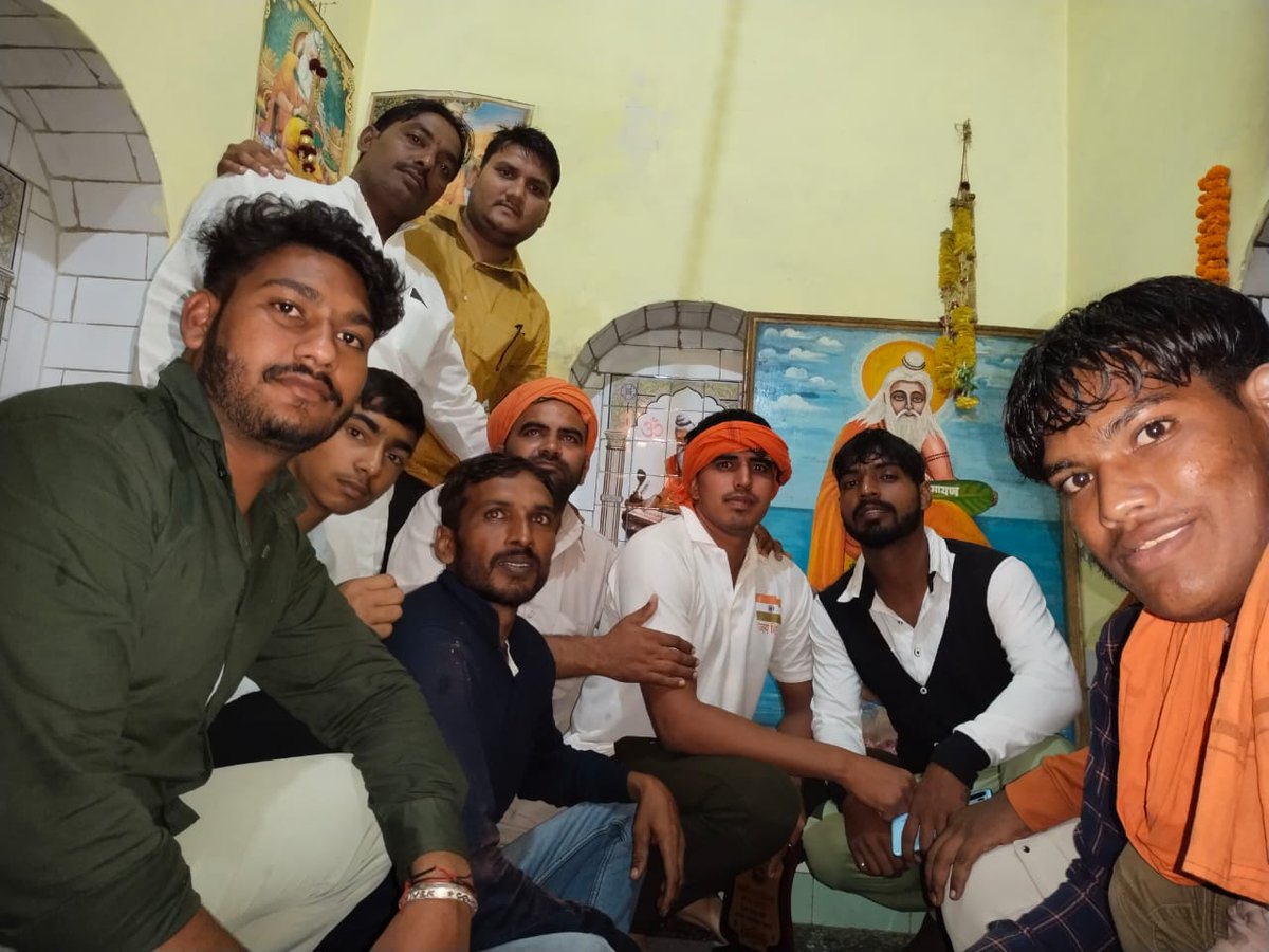 बाल्मीकि प्रकट दिवस पर गांव में बाल्मीकि विकास परिषद समिति द्वारा मान सम्मान मिला 🌳🙏