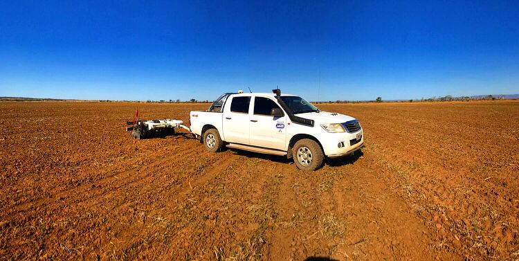 AgDtucuman's tweet photo. Seguimos por Salta..#Ambientando
Clientes que se suman a esta tecnología.. 600 nuevas has bajo este modelo de #AgriculturaPorAmbiente #AgriculturaDePresicion #AgTech
📸 Lote 01.
👨‍🌾Cia Azucarera Santa Lucía 
📍El Galpon- Salta. https://t.co/XZ3ur6jHpc