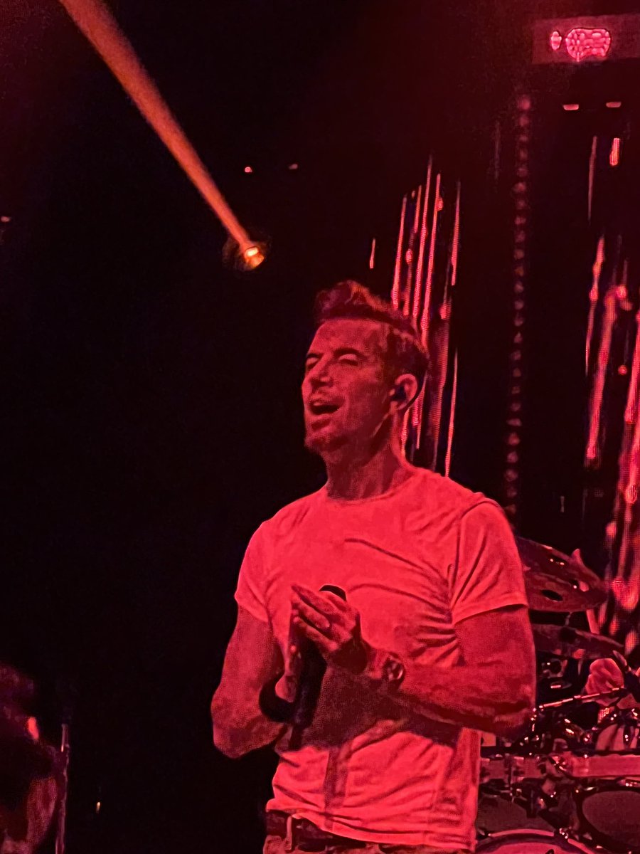 christopherreme's tweet image. Last Saturday was @311 music day @Terminal5NYC &amp;amp; I’m still thinking how much fun it was. #311nyc #threeeleven #pnut #nickhexum #nickhexum311 #pnut311 #terminal5 #terminal5nyc #311show