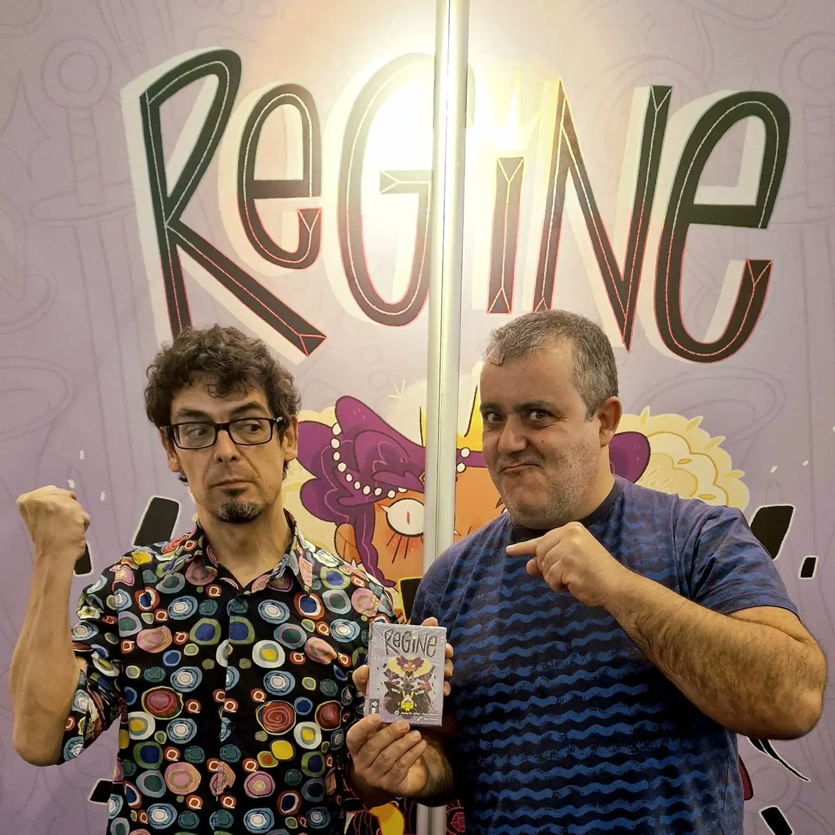 DevirIberia's tweet photo. No se podían escapar Pablo Céspedes y Víctor Hugo Cisternas (@Ludoismo).
María Blasco y Enrique Blasco (@brotedejuegos) , dejaron su copito de nueve en unos cuantos Winter, Josep M. Allué (@jm_allue) y Dani Gómez, siempre diligentes y Théo Rivière no se pinchó con sus ouch. 🤭⬇️ https://t.co/R5cctkA44Z