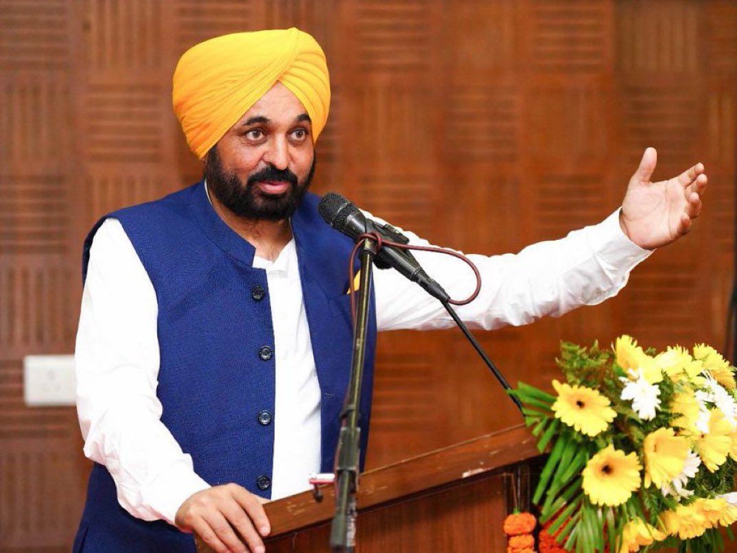 Nnambardar08's tweet photo. CM @BhagwantMann का कच्चे अध्यापकों के पक्ष में अहम फ़ैसला!

🔹 क़रीब 9,000 कच्चे अध्यापकों को पक्का करने के लिए अधिसूचना जारी।

🔹वादे मुताबिक़ 36,000 कर्मचारियों को पक्का करेंगे। 

जो कहा, वो करके दिखाया। https://t.co/RwsF4gEG3Z