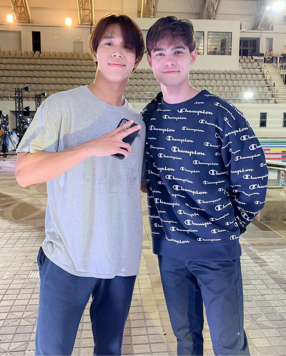 earthetofficial's tweet photo. ทั้งคู่สุดยอดมากๆเลย เก่งสุดๆไปเลยคะ 😊 🏊🏊

🔗: https://t.co/JRoGZcJ9oe
Cr : IG danny_Icn

#supermatchth
#earthet 
#earthet_officialfc https://t.co/3R6EBN6w29