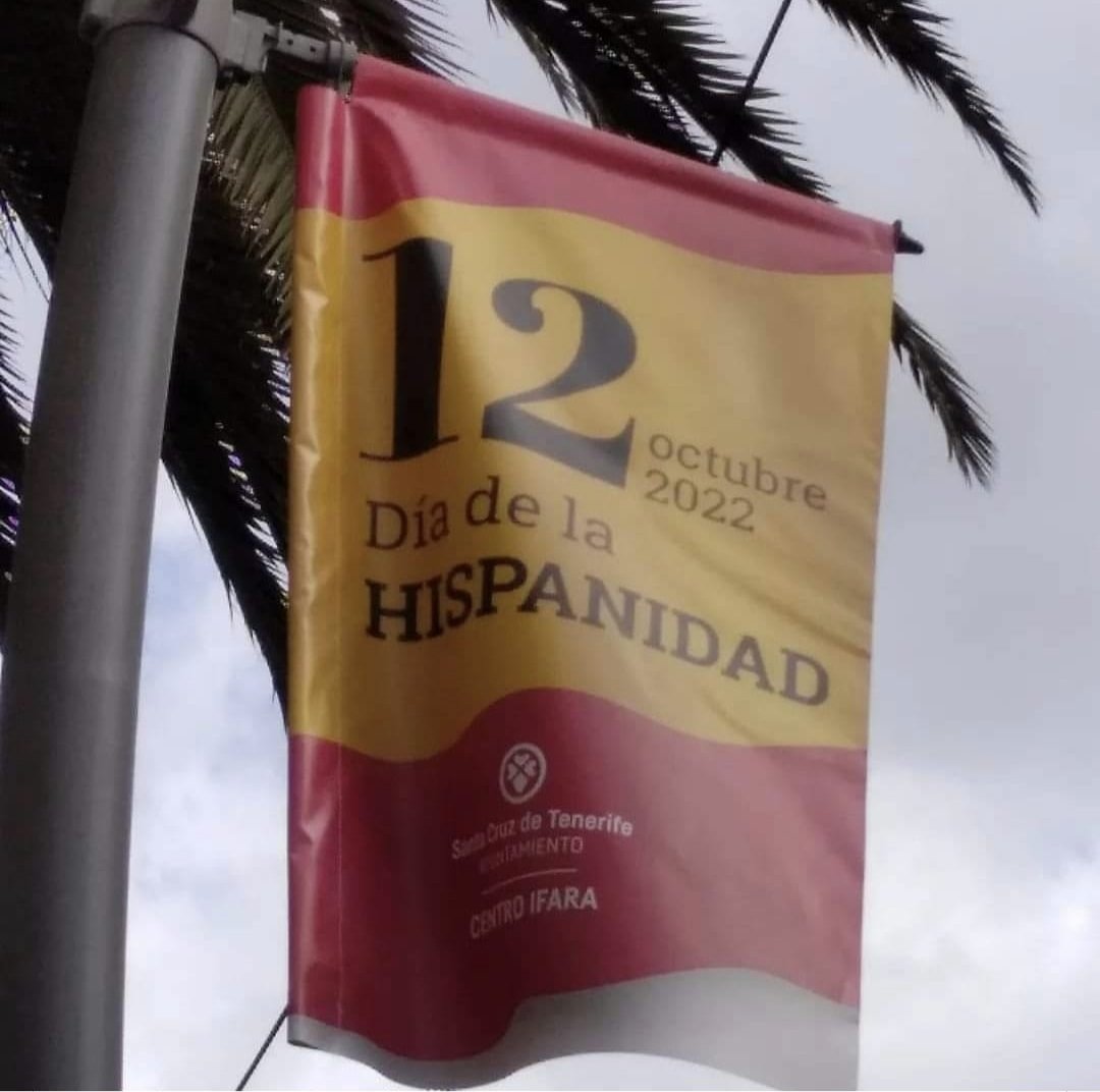 NacCanariaTw's tweet photo. 🇪🇦❌ Así es como celebra la colonización un partido que se dice nacionalista canario como @coalicion en la capital santacrucera. 

🇮🇨 Recuerda que cuando para las próximas elecciones agiten la bandera de 7 estrellas sólo lo hacen para obtener tu voto. Son nacionalistas españoles https://t.co/xo8FNzHfOX
