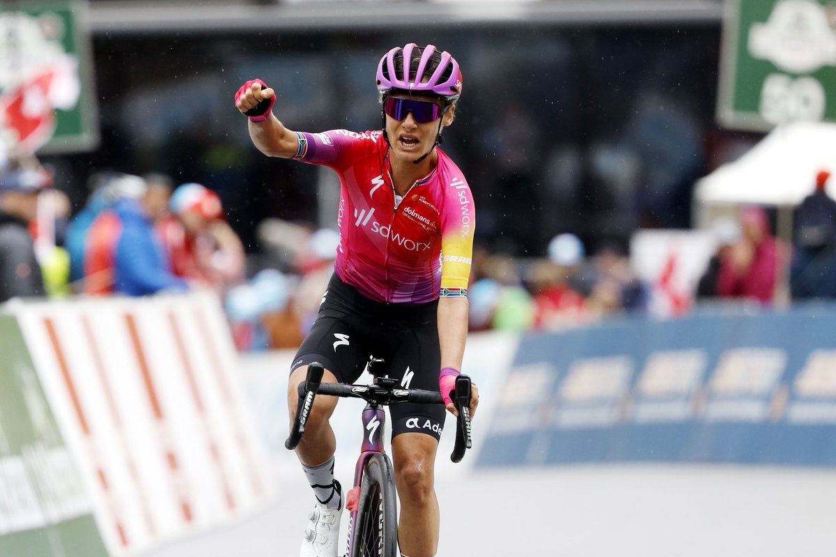 🏆 The sweet taste of victory! 🥇

<a href="/ashleighcycling/">Ashleigh Moolman</a> wins the queen’s stage of the Tour de Romandie after an impressive ride. Annemiek van Vleuten finishes 2nd at 26 seconds, Elisa Longo-Borghini 3rd at 43 seconds. 

“Now I want to win Tour de Romandie.”

#wesparksuccess 
📸 Getty