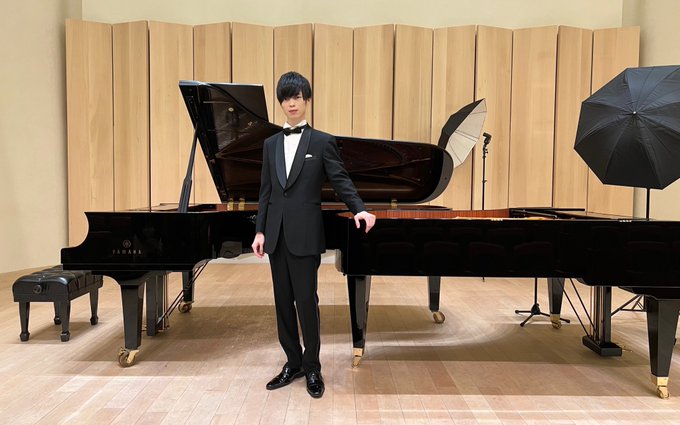 『芸術の秋なのでライブやります。』2日間3公演ありがとうございました!ヤマハCFXとベーゼンドルファー225を行き来する贅沢なライブでしたやっぱりホールもいいね〜楽しかったー! 