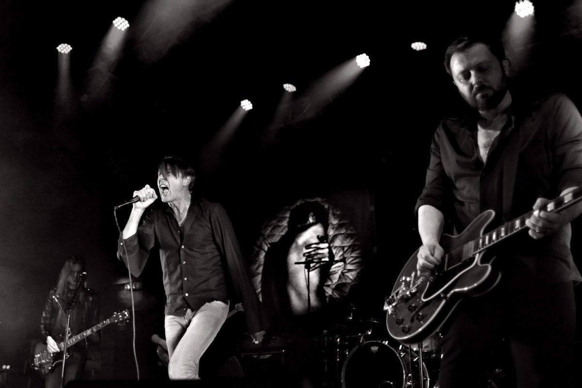 On stage at the Electric Ballroom, London. -SuedeHQ 📸 Paul Khera