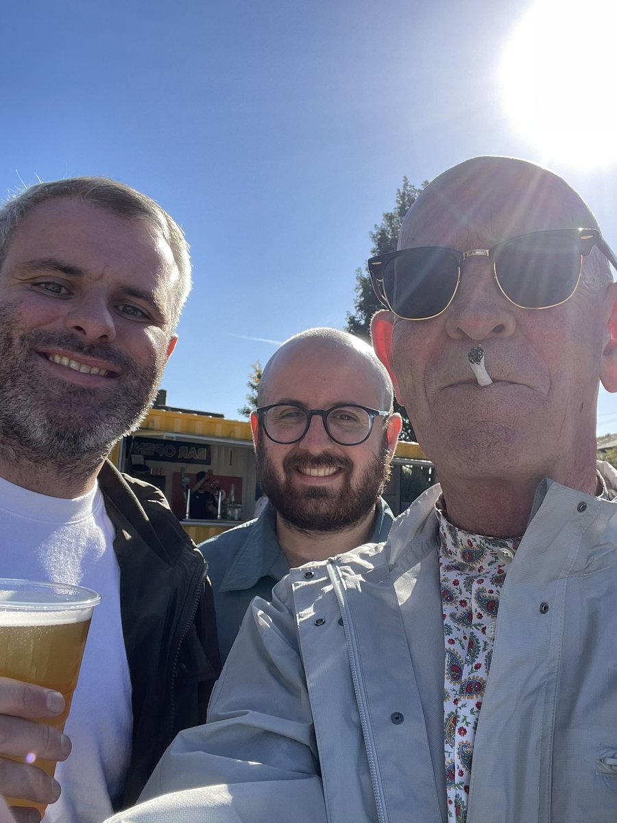 OpenAirEnd's tweet image. Mission and a half but got to the tropical zone of Sutton. Top hospitality as always #TRFC #PROWS