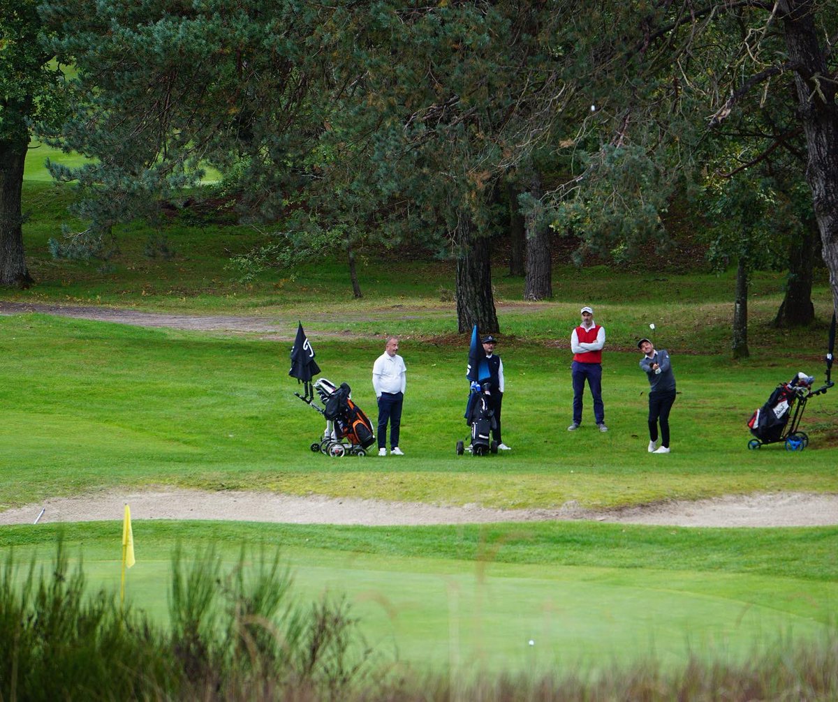 consulting_golf's tweet photo. Ne manquez pas le scramble de l’automne 🍁🍂
🦎Fontainebleau Classic Amateur 🦎 le 18 oct 2022
ℹ️ https://t.co/jD5T7IW7do
#golf #golfconsulting #scramble #fca2022 #fontainebleau https://t.co/WHxGbUHJmR