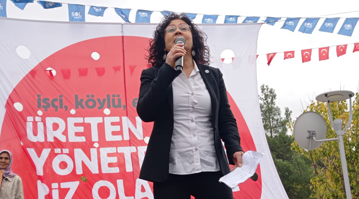 SOL Parti Başkanlar Kurulu Üyesi Başer: Bizden çaldıkları her şeyi, tüm kamu kurumlarını, tarımı, eğitimi, sağlığı, yaşamımızı geri alacağız!
bit.ly/3CHAOb3