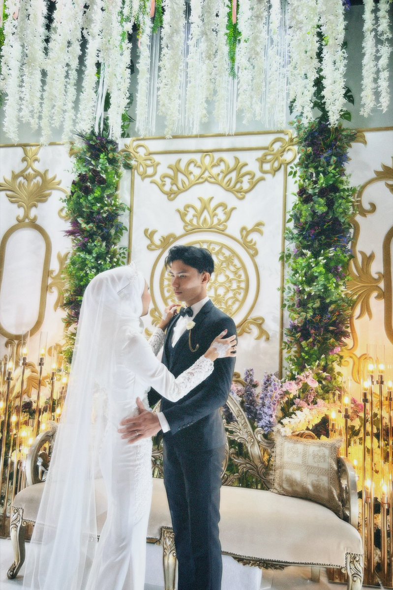 yuyuridayuuu's tweet image. Married with the love of my life 🤍💍