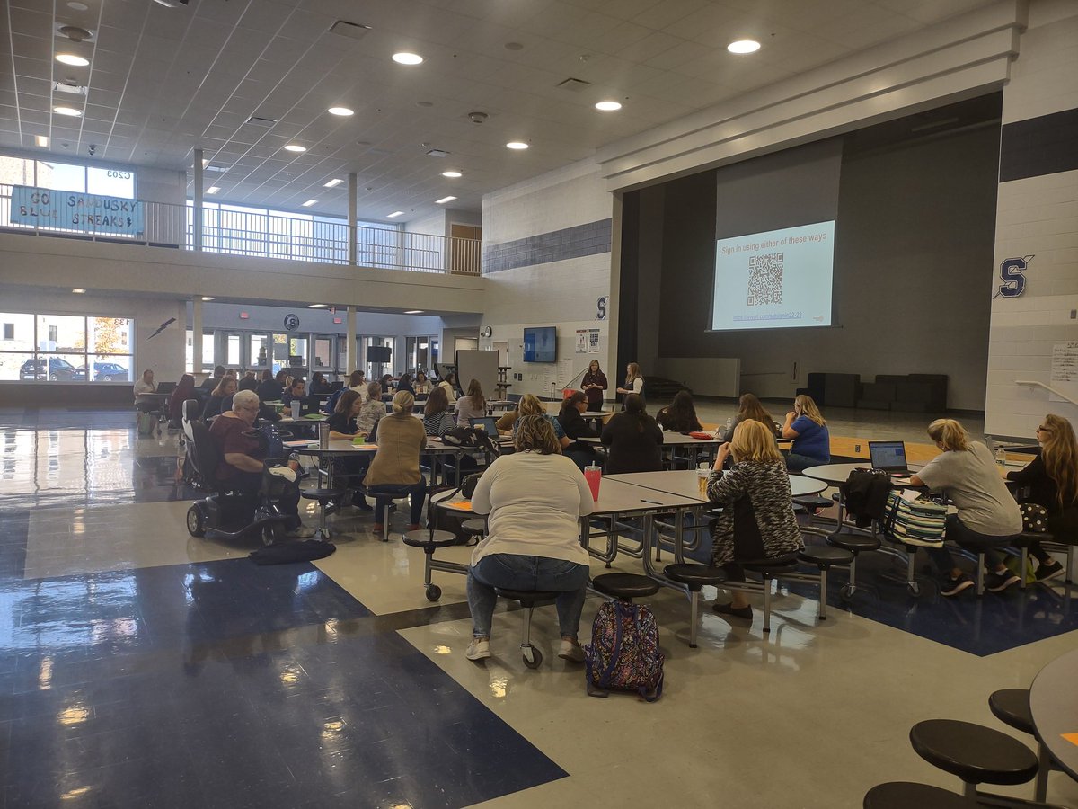 Trsw1Williams's tweet photo. Professional Learning day in Sandusky City Schools was a success. Over 30 sessions provided teachers and principals choice aligned with school improvement priorities. https://t.co/u2ebCWwUdL