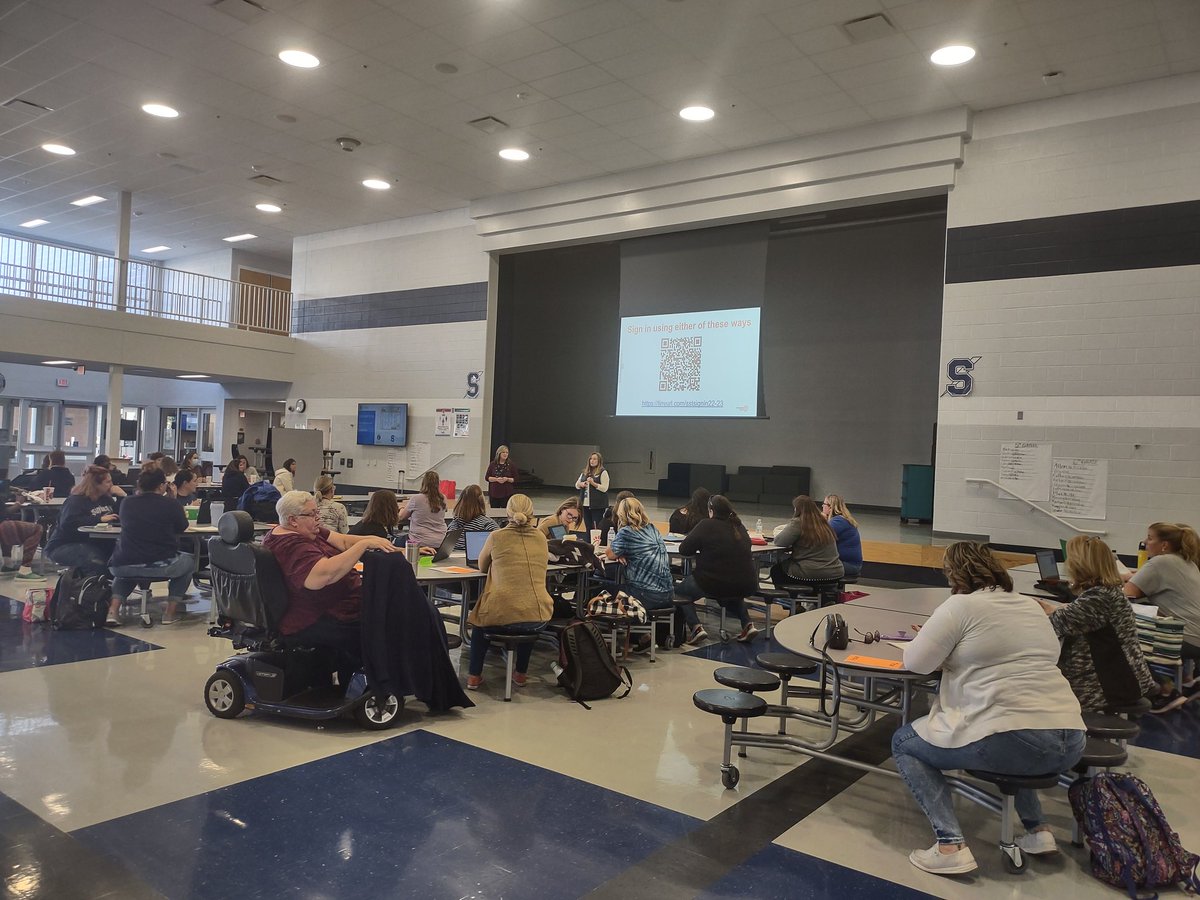 Trsw1Williams's tweet photo. Professional Learning day in Sandusky City Schools was a success. Over 30 sessions provided teachers and principals choice aligned with school improvement priorities. https://t.co/u2ebCWwUdL