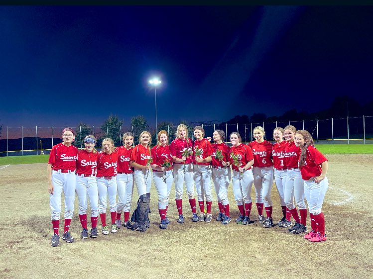 STM_Super_Saint's tweet photo. Good luck to our Softball Team playing in Regionals today! #Top4 #GoSaintsGo https://t.co/L4SEszo1ZU