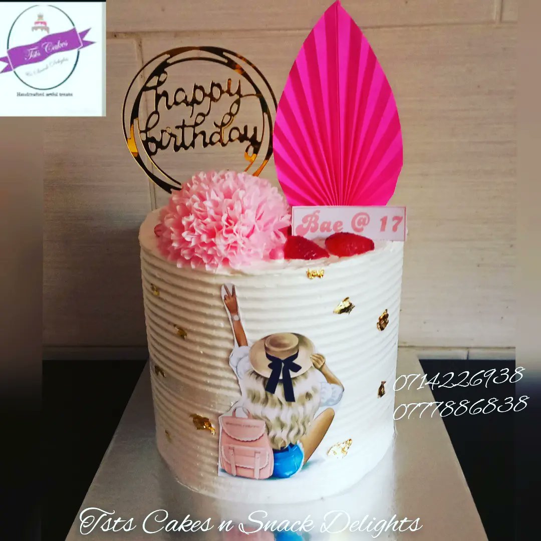 SnackTsts's tweet photo. Fresh and yummy cakes for all events.. inbox for orders https://t.co/e1e2a7IRYN