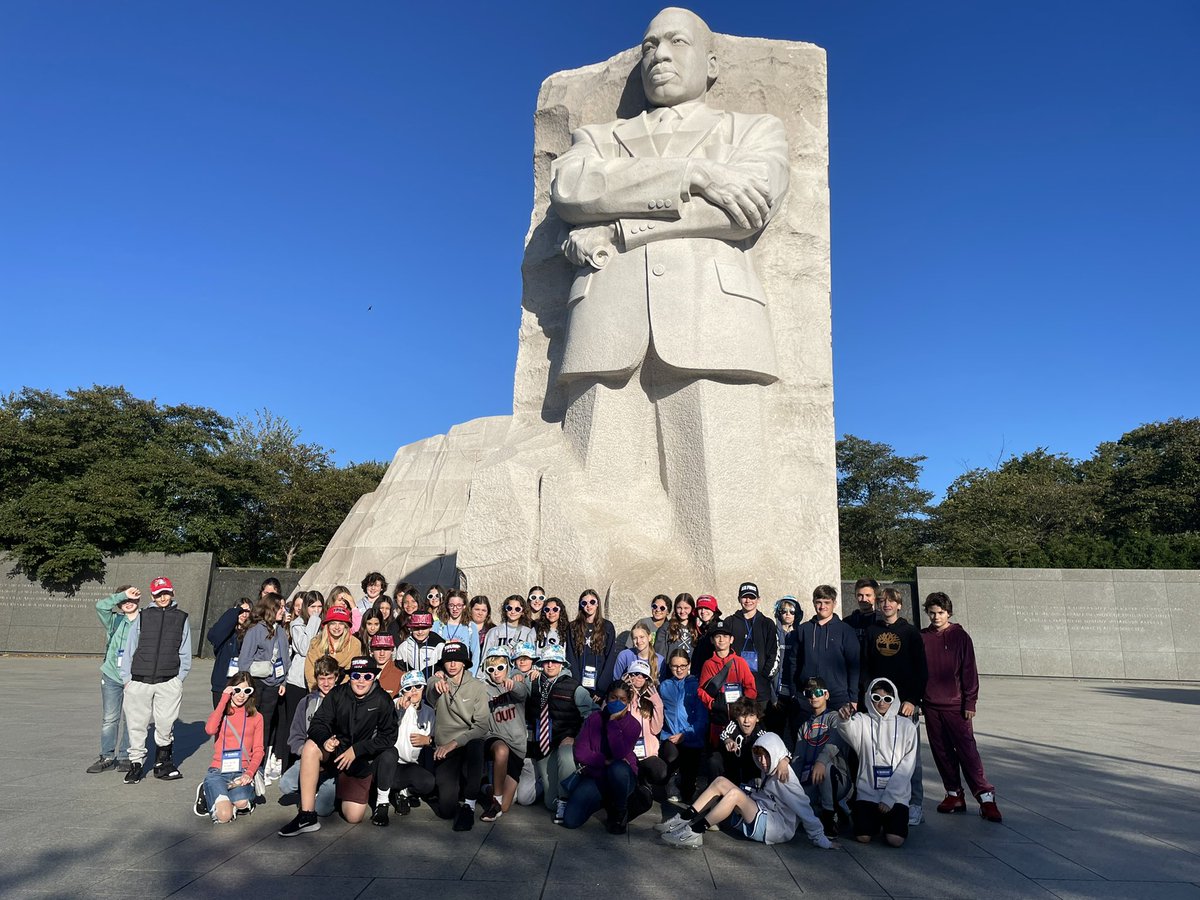 MsMcCormickOQMS's tweet photo. Day 2 has begun! Here is to another beautiful day in DC ๐บ๐ธ #moneybus https://t.co/yEFQyhdm71