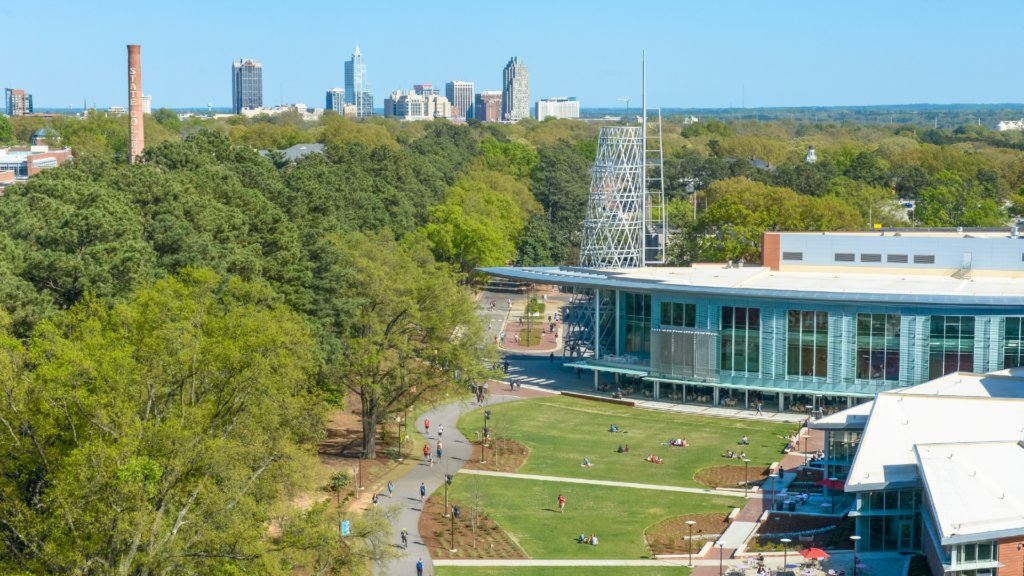 PoolePackDean's tweet photo. Colleagues and friends, I invite you to join @NCState and @NCStatePoole at the #NCStateOpenHouse next Saturday, Oct. 17 from 9 a.m. until 2 p.m. Register now to attend the event at https://t.co/MYooFHISR6. @applyncstate https://t.co/bzCHxx0lxN