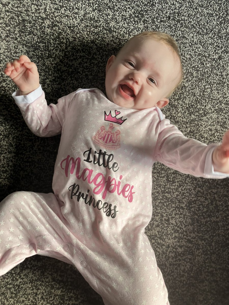 2326Christine's tweet photo. Dottie’s ready ⚽️ #NUFC @ConnellyNUFC https://t.co/pAzyIZJLGk