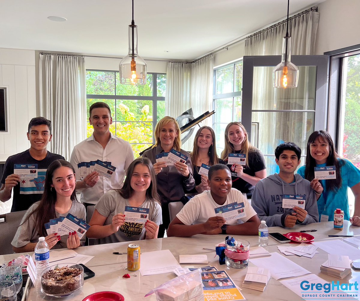 _Greg_Hart's tweet photo. The next generation is now! Thank you to these awesome @ThisIsHCHS students who wrote postcards to voters for Kari Galassi and me!
••
#DuPageForward
#HartforDuPage
#GalassiforDuPage
#votesmartgalassiandhart https://t.co/OjtL0kNOTE