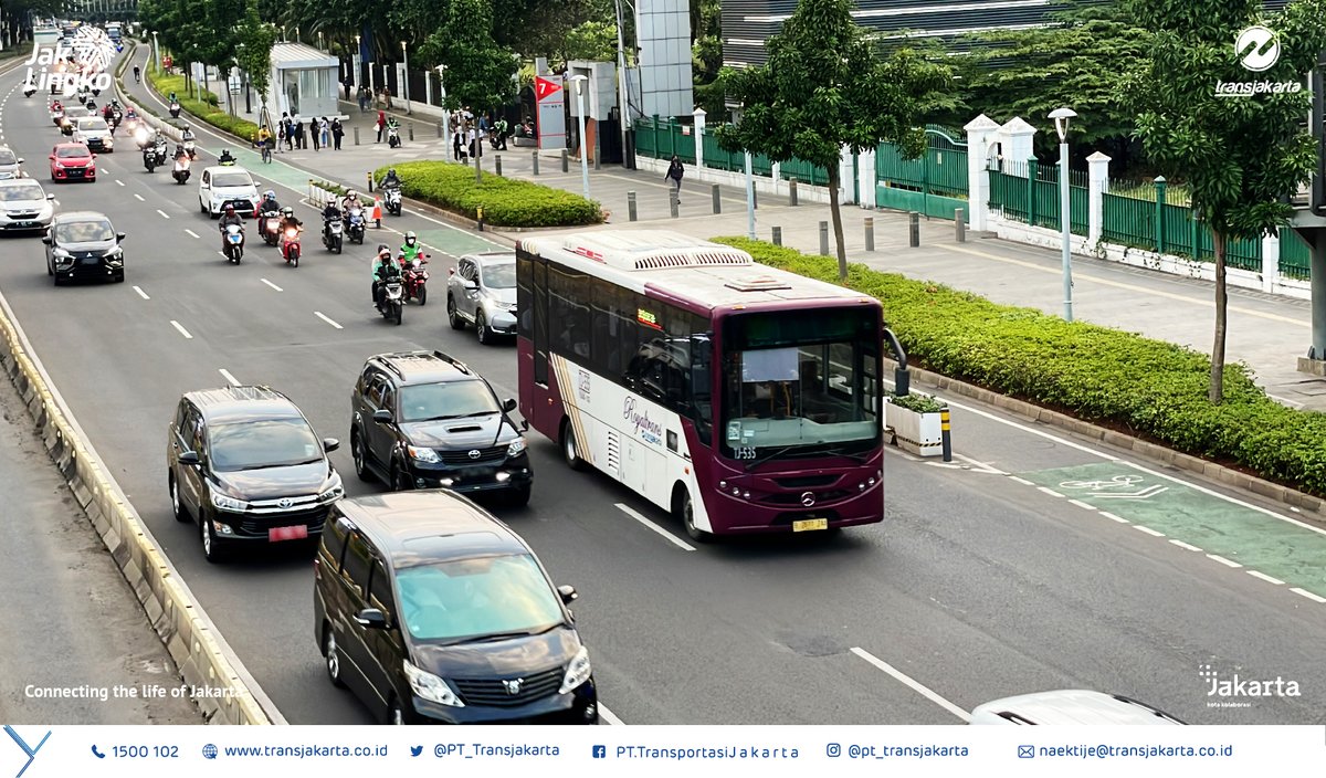 Transportasi Jakarta tweet media
