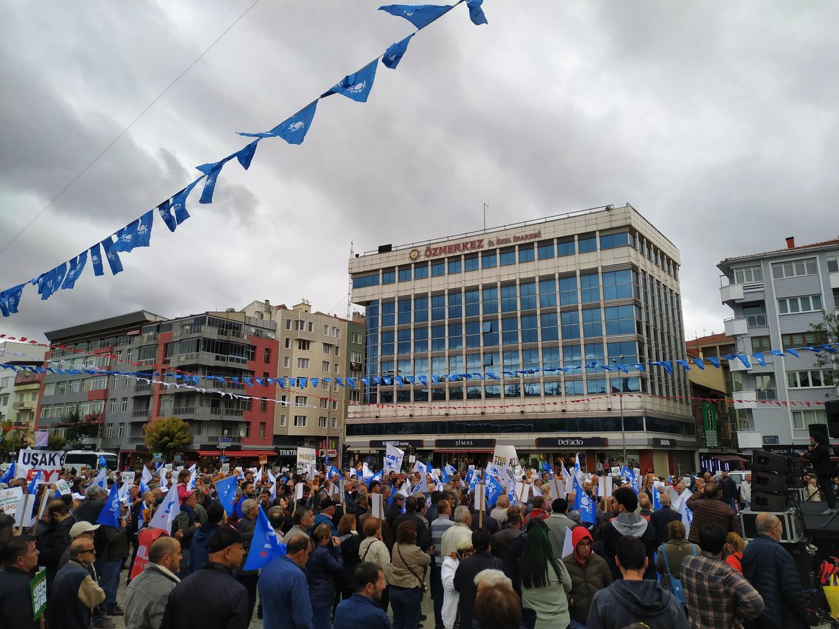 solgenc1's tweet photo. Üretenlerin yönettiği bir ülke için birlikte mücadele edelim!⭐
#üreticimitingi https://t.co/HR4lFYsyiv