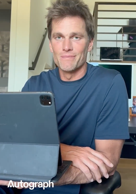 Stingray100004's tweet photo. In football, you either "Win or Learn." @TomBrady sends another Friday video edition to Huddle Pass holders including a breakdown of Mahomes' incredible TD flip to Clyde Edwards-Helaire. Keep them coming! #TheHuddleExperience #NFT #SigClub @Autograph @BUCSsport https://t.co/YFdl8Zty6f