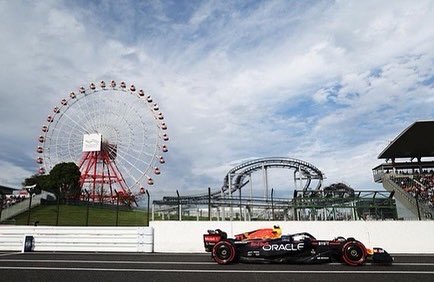 SChecoPerez's tweet photo. No fue la calificación que esperaba, pero desde la segunda fila vamos a empujar mucho mañana. ¡Vamoooos! 

Wasn’t the qualifying I expected, but from the second row we can push real hard tomorrow! 
#Vamooos #JapaneseGP https://t.co/x7nFeCYR2W