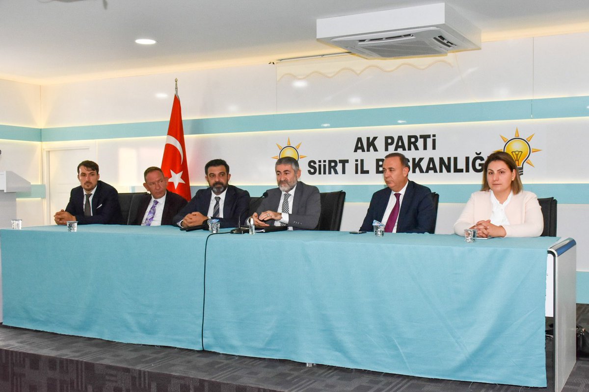 AvEkremOlgac's tweet photo. 📍AK Parti Siirt İl Başkanlığımız

Maliye Bakanımız Sayın @NureddinNebati İl Başkanlığımızı ziyarette bulunarak teşkilatlarımız ile bir araya geldi.

Maliye Bakanımız Sayın Dr.Nureddin Nebati’ye teşriflerinden dolayı teşekkür ederiz. https://t.co/U2k9De02G5