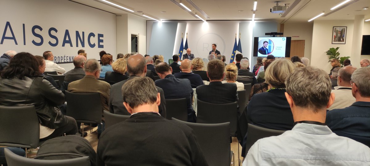 Agathe HENRIET (@henrietagathe) on Twitter photo Rentrée des élus progressistes <a href="/RepEnsemble/">La République Ensemble</a>.
Journée clôturée par notre ministre <a href="/GabrielAttal/">Gabriel Attal</a>.
Les élus au service de l'int. général, la volonté de protéger les français, soutenir les coll.territoriales, avancer sur la transition écologique. <a href="/EmmanuelMacron/">Emmanuel Macron</a> #LRE Rentrée des élus progressistes <a href="/RepEnsemble/">La République Ensemble</a>.
Journée clôturée par notre ministre <a href="/GabrielAttal/">Gabriel Attal</a>.
Les élus au service de l'int. général, la volonté de protéger les français, soutenir les coll.territoriales, avancer sur la transition écologique. <a href="/EmmanuelMacron/">Emmanuel Macron</a> #LRE