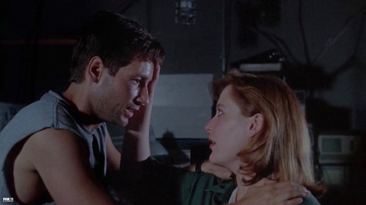 _elliotolivia_'s tweet photo. the x files aka a lot of unnecessary touching https://t.co/vFjCkQPLon
