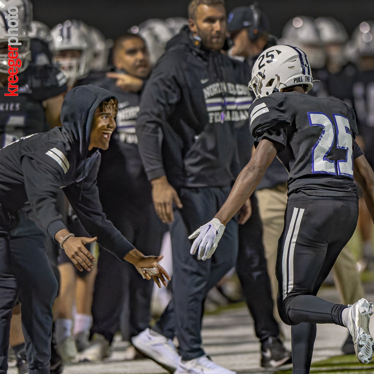 <a href="/BVNW_Football/">Husky Football</a> Huskies 35-14 over <a href="/bvsw_wolfpack/">Blue Valley Southwest Football</a> -  JR RB Lovie <a href="/iplay2win10/">Lovie Pulliam</a> big night carrying the ball for the Huskies. 

<a href="/BVNW_Athletics/">Blue Valley Northwest High School Athletics</a> <a href="/Gavin_hoff9/">Gavin Hoffman</a> <a href="/Connor_White103/">Connor White</a> <a href="/GrantStubblefi1/">Grant Stubblefield</a> <a href="/CoachClintRider/">Clint Rider</a> 

#PULLtheSLED #KSPreps #EasternKansasSports
📸<a href="/bvnwsports/">Keith Kreeger</a> | 10.7.2022