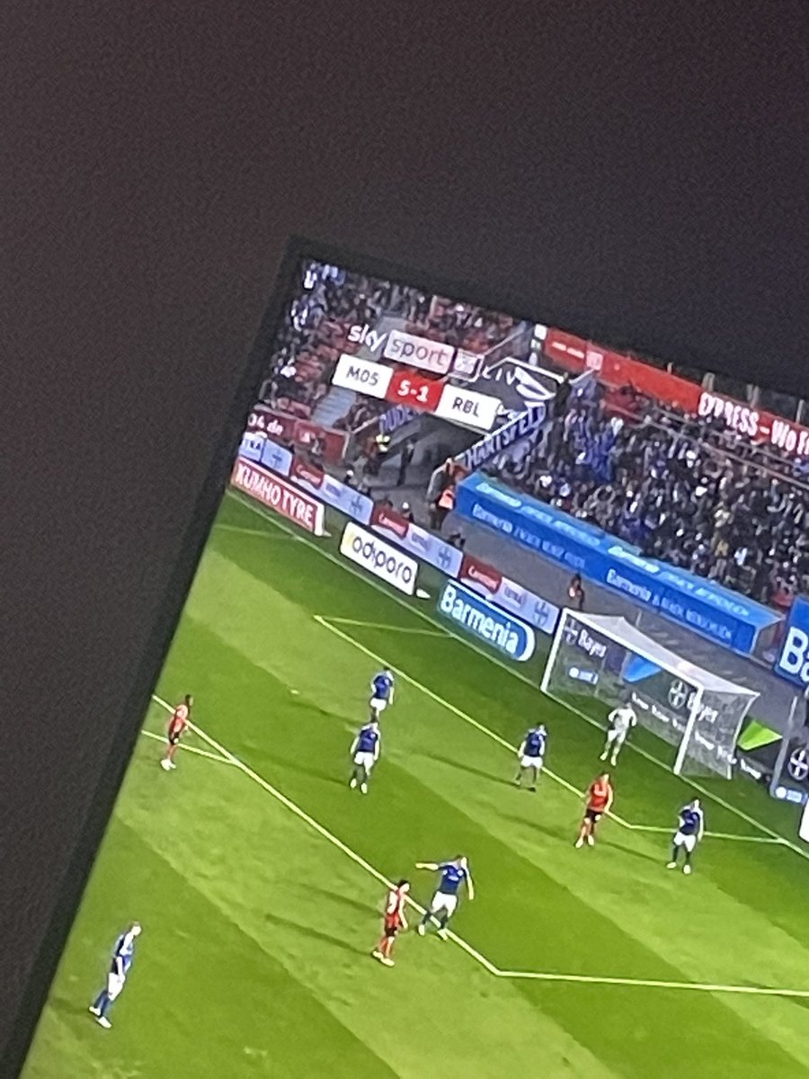 AlexRomegalul's tweet photo. Sonst ist aber alles okay, oder? 😂😂

@SkySportDE 

#M05RBL https://t.co/uOfhxRbe5w