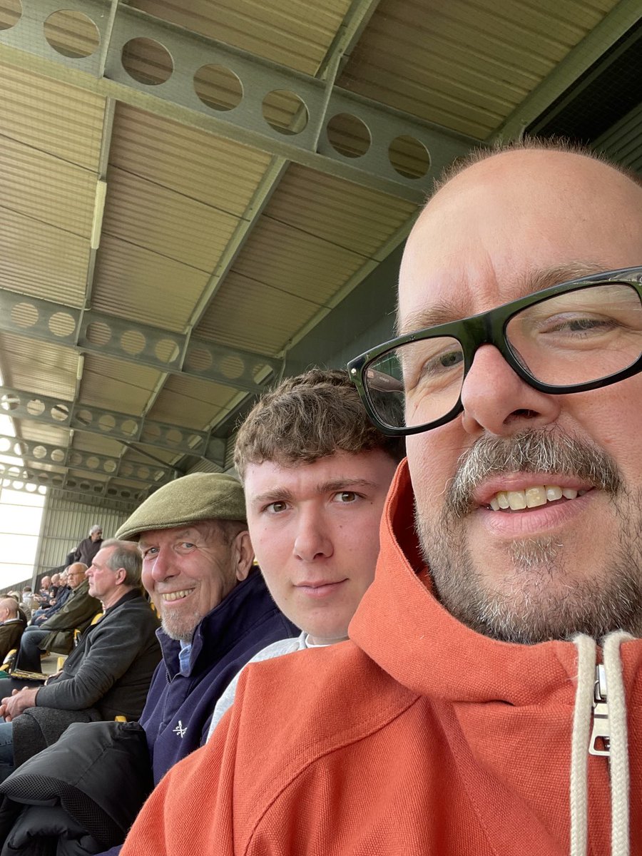 Lee Bolland tweet media