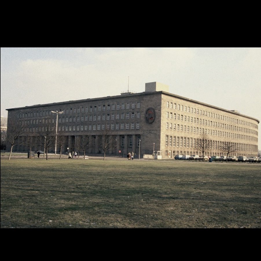 ホーネッカー Twitter Search Twitter