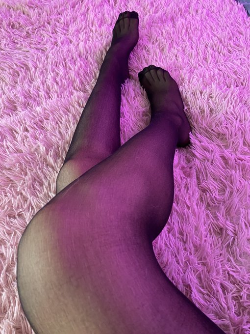 Do you like legs in pantyhose? (And black toe nails😜)  #nylongirl #nylonslut #NylonGoddess #nylon #pantyhoselove<a href="/tag/footfetish"class="tags"><span>#footfetish</span></a><a href="/tag/feet"class="tags"><span>#feet</span></a><a href="/tag/tights"class="tags"><span>#tights</span></a><a href="/tag/nylon"class="tags"><span>#nylon</span></a><a href="/tag/pantyhose"class="tags"><span>#pantyhose</span></a><a href="/tag/pantyhoses"class="tags"><span>#pantyhoses</span></a>