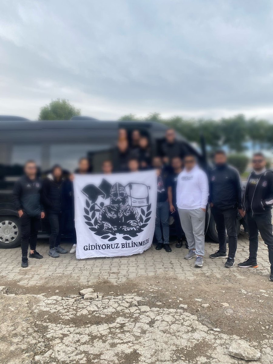 BesiktasAddicts's tweet photo. DAĞLARI DENİZLERİ AŞTIK, 
SANA GELDİK YÜCE BEŞİKTAŞ
#BESIKTASADDICTS
#ULUDAGUNITY https://t.co/r5OKX0IyIy