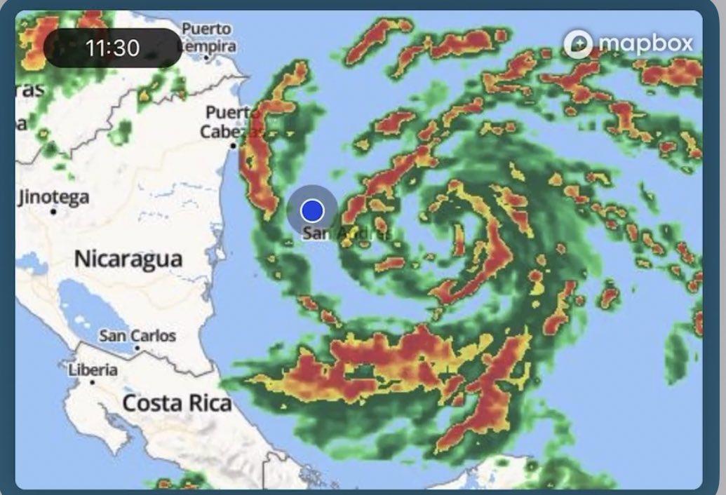 PaulinaSofiaTOV's tweet photo. Señor, @petrogustavo , ya comenzaron las evacuaciones de la Isla? 
O lo decía solo por joder a Duque. https://t.co/7PZner62Vf