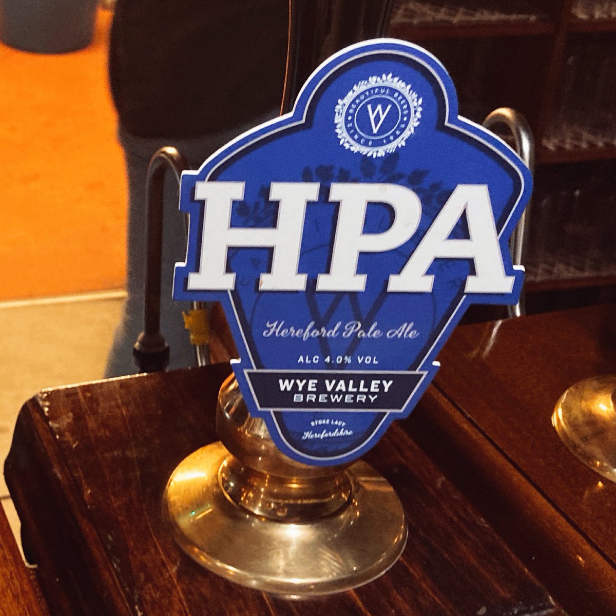 WHITE HART tweet media