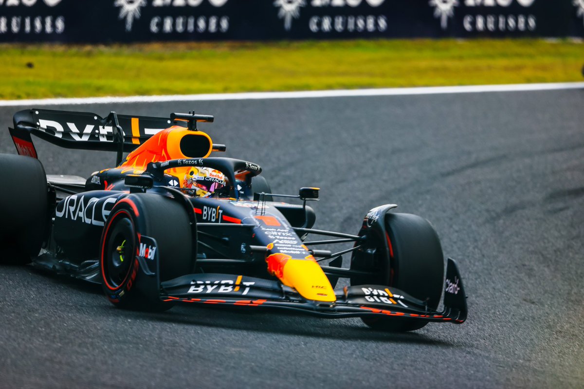 makkii3497's tweet photo. 予選はヘアピンで撮影、Q3は最下段へ二重金網越しの写真です。
2022 F1 JapaneseGP Qualifying session
Turn11 Hairpin
#maxverstappen #verstappen #redbullracing #charlesleclerc #lecrerc #scuderiaferrari #carlossainz #saintz #checoperez #perez #f1 #f1jp #JapaneseGP #suzukacircuit https://t.co/rlMlppamS4