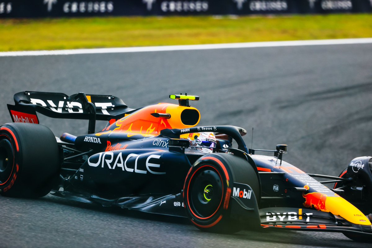 makkii3497's tweet photo. 予選はヘアピンで撮影、Q3は最下段へ二重金網越しの写真です。
2022 F1 JapaneseGP Qualifying session
Turn11 Hairpin
#maxverstappen #verstappen #redbullracing #charlesleclerc #lecrerc #scuderiaferrari #carlossainz #saintz #checoperez #perez #f1 #f1jp #JapaneseGP #suzukacircuit https://t.co/rlMlppamS4