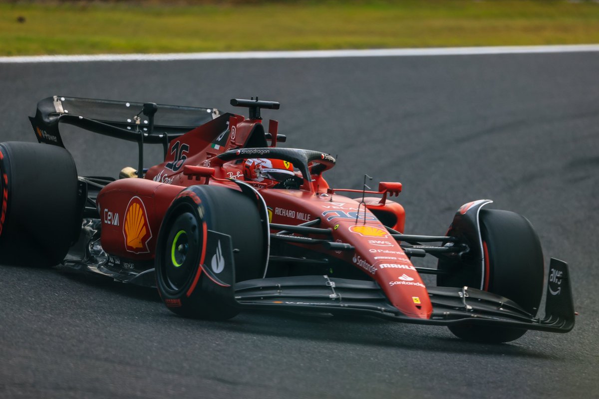 makkii3497's tweet photo. 予選はヘアピンで撮影、Q3は最下段へ二重金網越しの写真です。
2022 F1 JapaneseGP Qualifying session
Turn11 Hairpin
#maxverstappen #verstappen #redbullracing #charlesleclerc #lecrerc #scuderiaferrari #carlossainz #saintz #checoperez #perez #f1 #f1jp #JapaneseGP #suzukacircuit https://t.co/rlMlppamS4