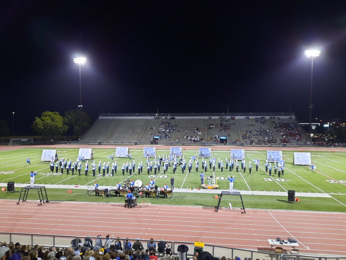 kopetzki_tracy's tweet photo. @WasecaBands Looking forward to an AWESOME season finale today at YIM! Leave your 💙 on the field!! Kick BRASS! #letsvangogh #paintsuccess https://t.co/fcvCMV3DFq