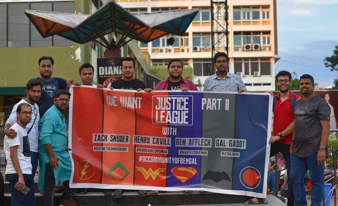 _DCCB's tweet photo. Today DCCB arranged a Special Bijoya Meet Up ✨️

Here are Some glimpses from the get-together 📸

শুভ বিজয়া ❤️

#dccb #dcfans #gettogether https://t.co/cVw9BQ7fq9