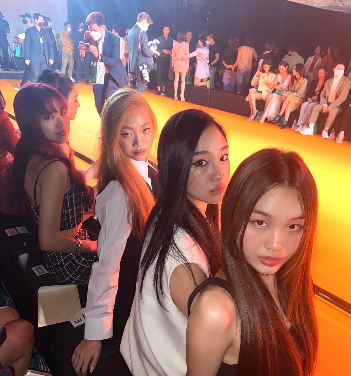 Alala_WhiteFox's tweet photo. ALALA ⓄⓉⒹ

#MilinOpenPosition
#Shopee1010xThaiDesigner 
#ShopeePremiumTH https://t.co/lLniFqSQvn